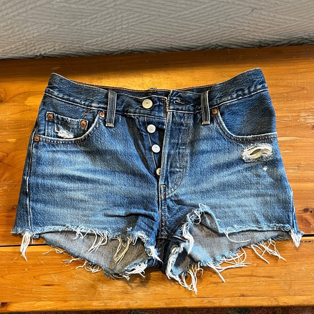 Levi’s 501 high waisted short